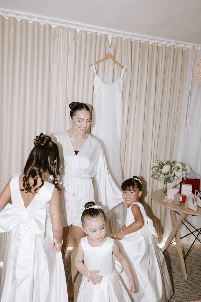 The Laylow Waikiki bride getting ready in Oahu